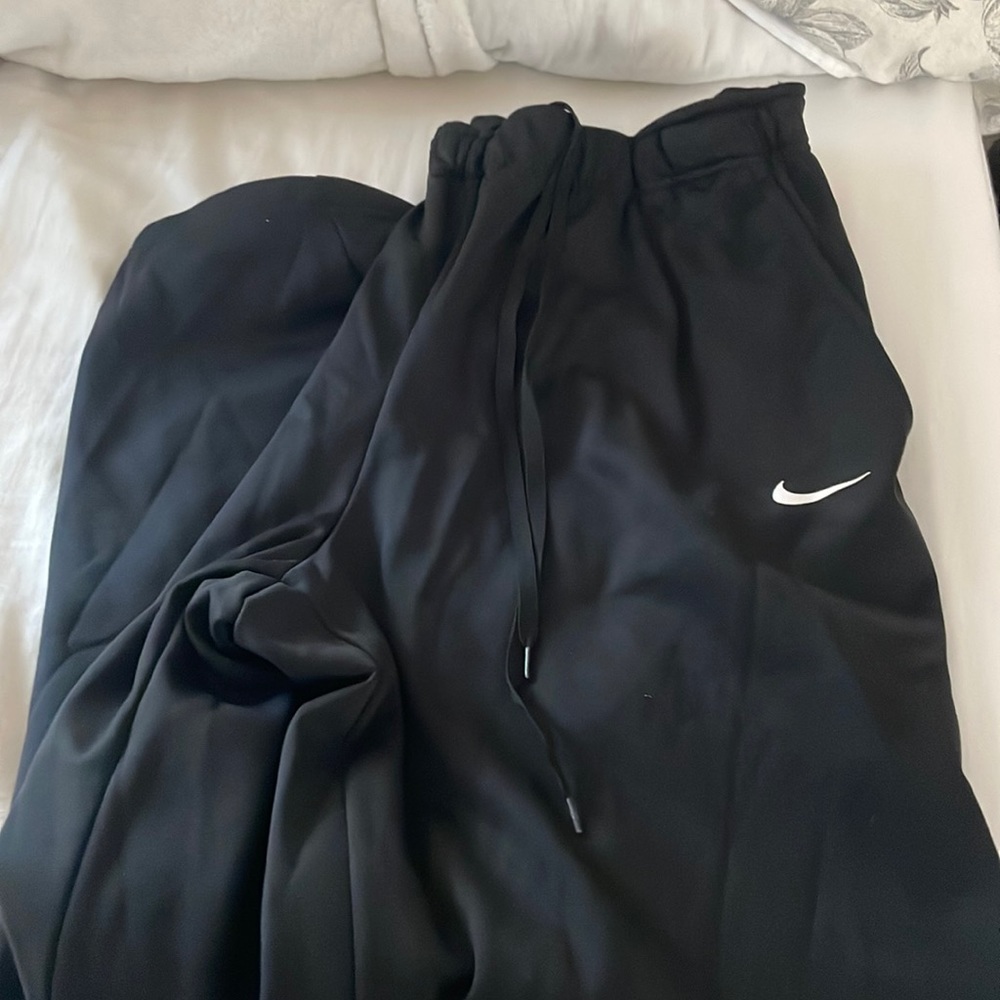 Nike black sweats